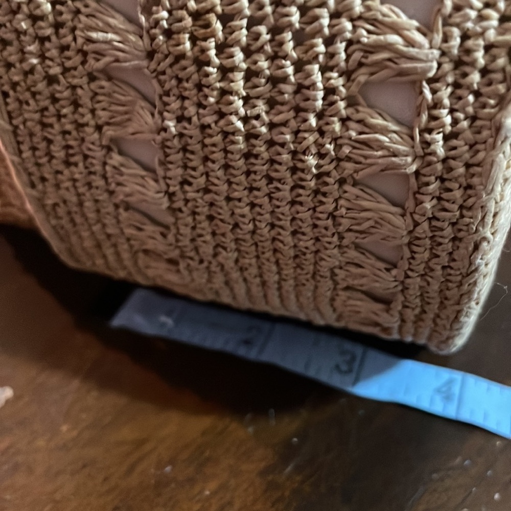 By Simon Made in Japan Cinch Top Woven Natural Fiber Basket - Picture 8 of 9